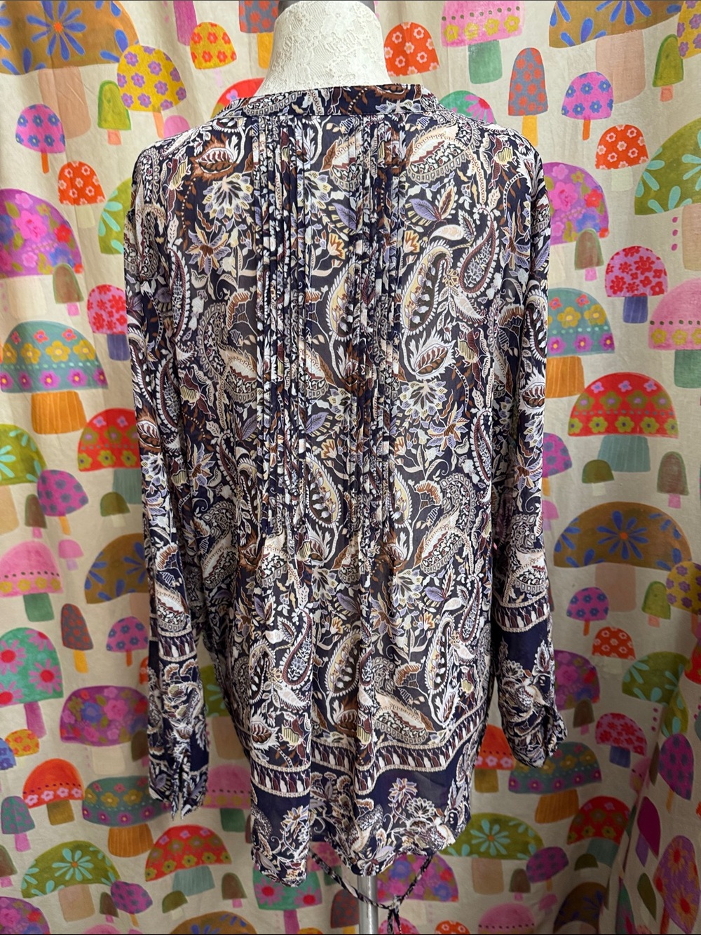 Style & Co. L/S Sheer Tunic. Large - Picture 5 of 12